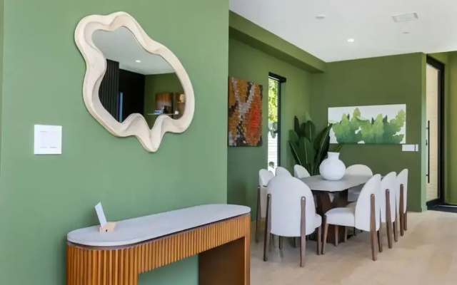 The Bella Villa 2 in Venice