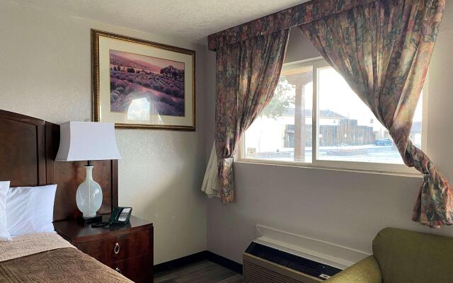 Four Corners Inn