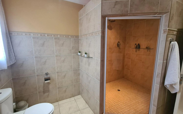 Halfway Gardens Home