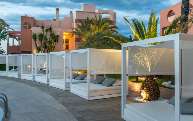 Oliva Nova Beach & Golf Hotel
