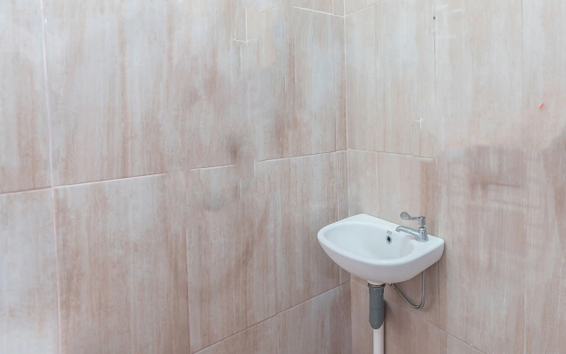 Puspita Guesthouse by Oyo Rooms