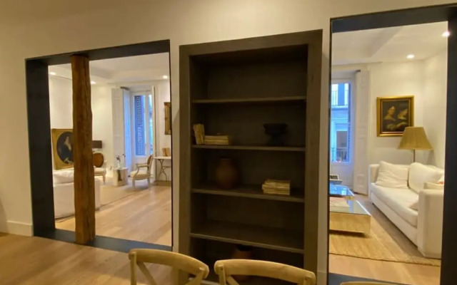 The Pelayo Majestic Luxury 3 Bedroom in Chueca