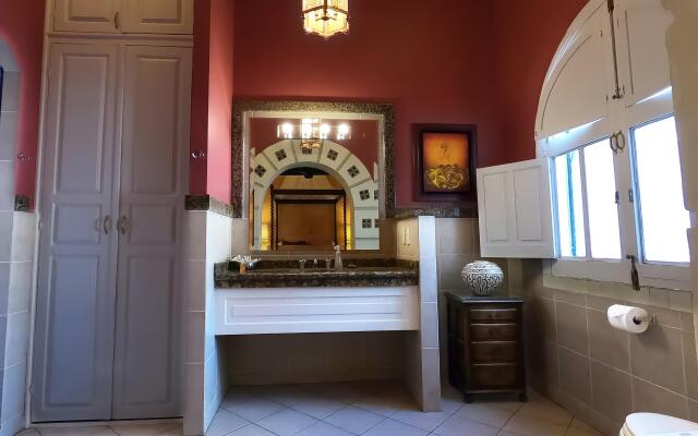 La Perla Hotel Boutique B&B