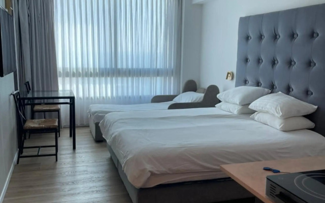 Sea Apartment