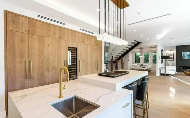 Cumpston Oasis