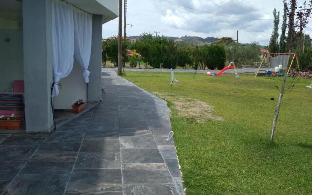 Zephyros Family Apartments 2