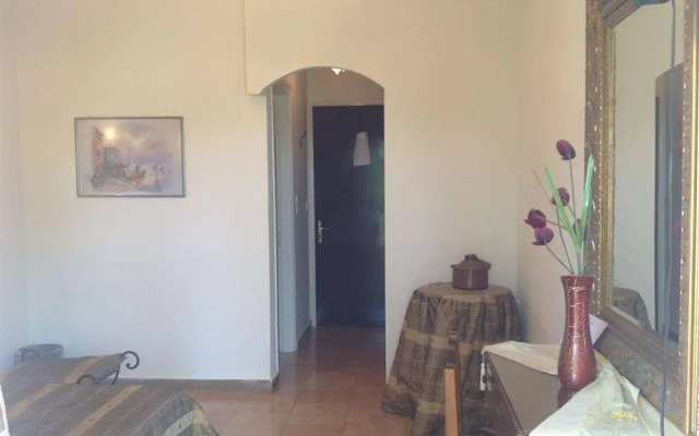 Villa Olga Apartments & Studios