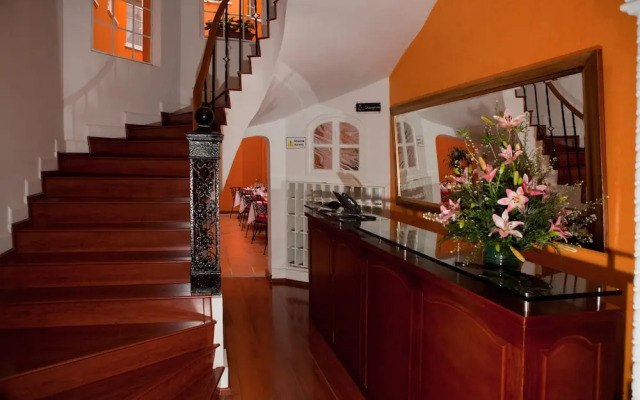 Ambar Hotel