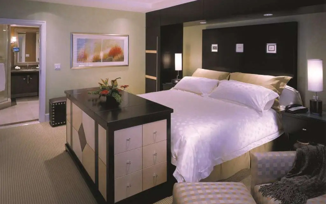 Pacific Palms Resort