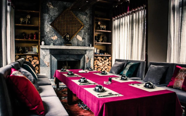 Arrokhampa By Zinc Journey Shangrila