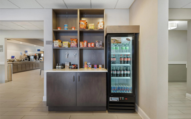 Best Western Brockport Inn & Suites