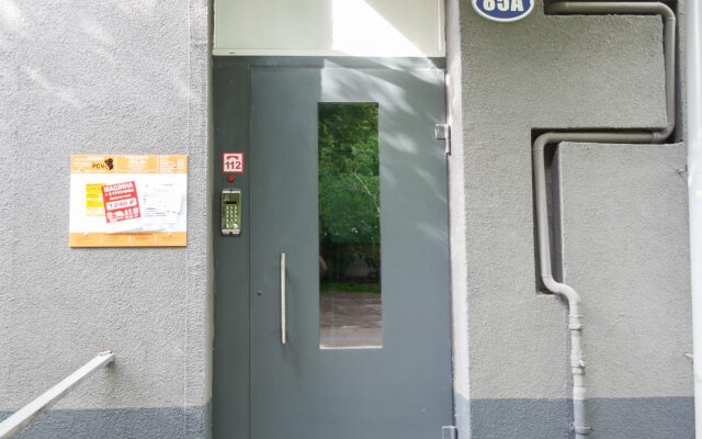 Apartments on 85A Leninsky Prospekt