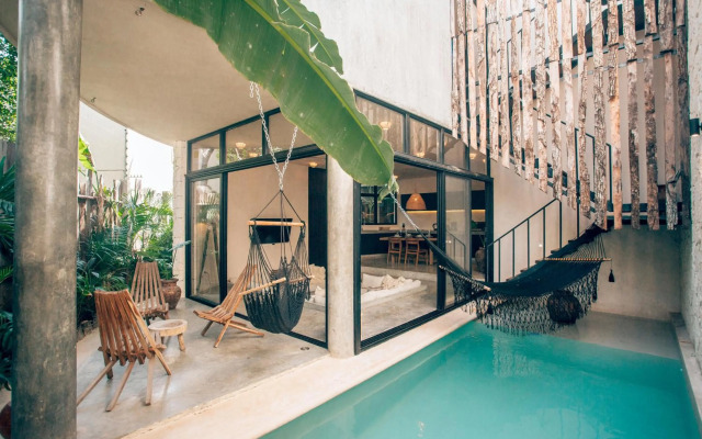 Round Villa Private Pool & Jungle rooftop 2A