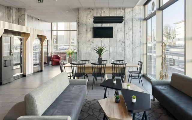 B&B HOTEL Paris Sud Châtenay Malabry