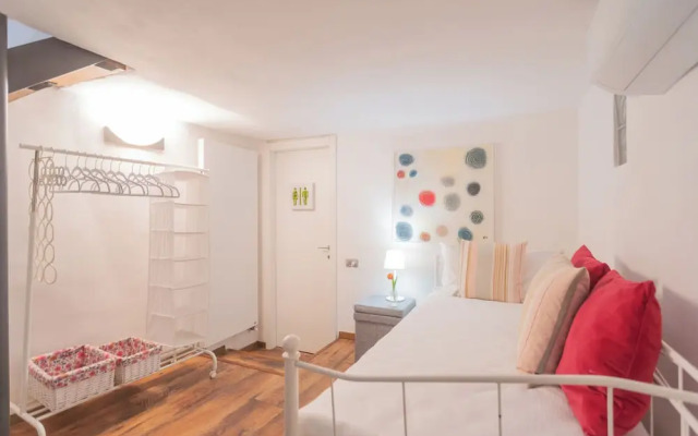 The Green Nest by Lake Como by Rent all Como