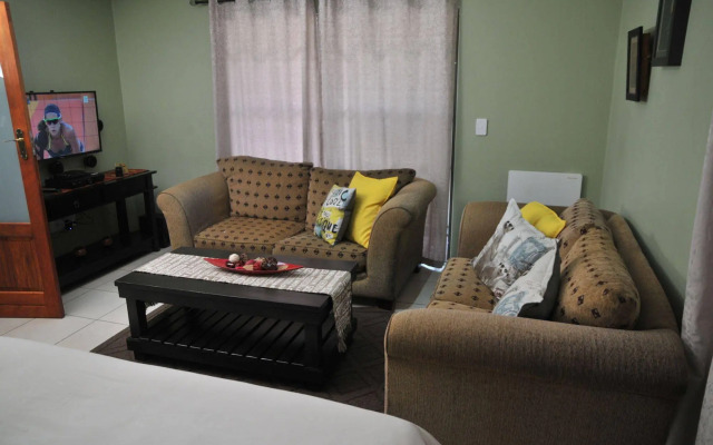 Summer Garden Guest House and Self Catering Apartments