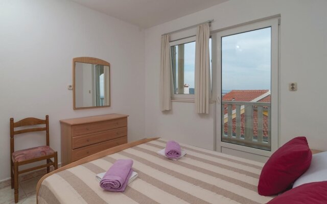Nice Home in Sevid With 6 Bedrooms and Outdoor Swimming Pool