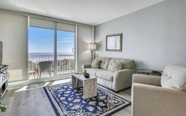 Pelican Pathway by Ryson Vacation Rentals