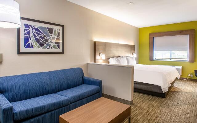 Holiday Inn Express & Suites Olathe South, an IHG Hotel