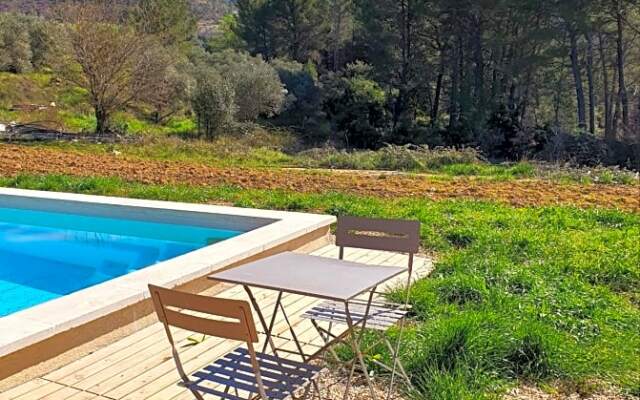 Bastide Bellugue Maison d'hôtes réseau Bienvenue à La Ferme à 3 minutes de Lourmarin