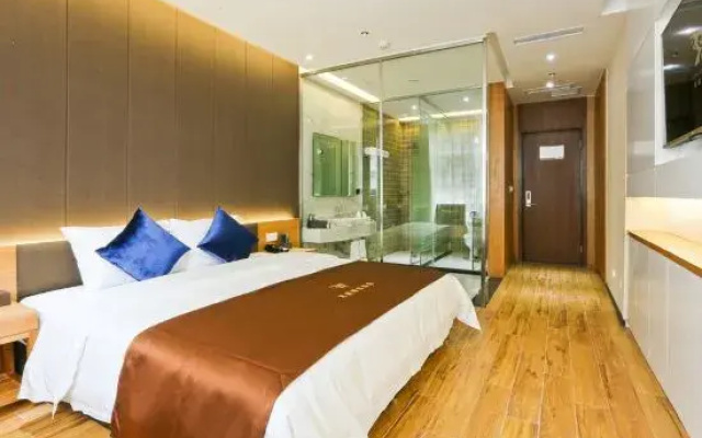 Longding Boutique Hotel (Chongqing Shapingba Three Gorges Plaza)