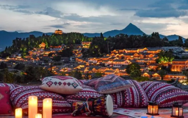 Sanxun Ancient City Panorama Homestay (Lijiang Ancient City Waterwheel Branch) – Outside – Lijiang