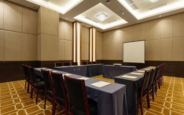 Summit Hotel Tacloban