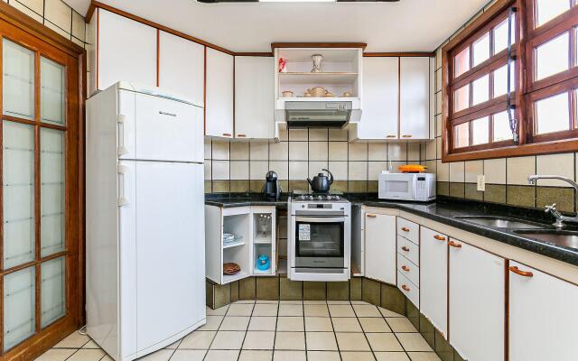 Casa rústica a 350m do Pátio Milano RIJ204