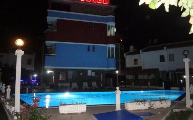 Rosalinda Otel Gumuldur