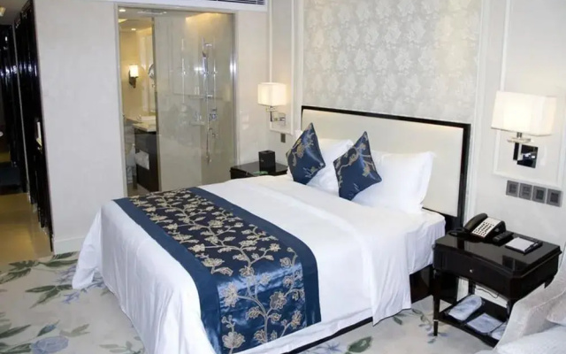Century Palace Hotel