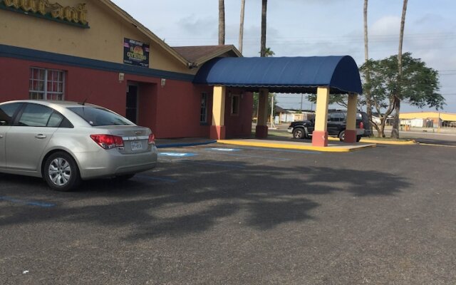 Executive Inn Mercedes