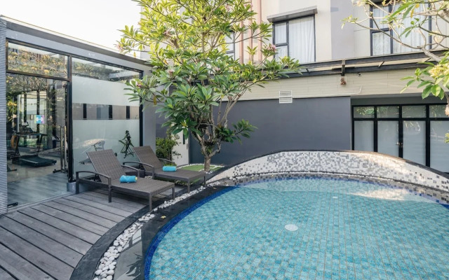 Kamaniiya Petitenget Seminyak