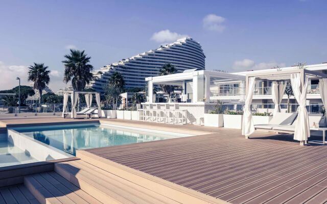 Mercure Villeneuve Loubet Plage
