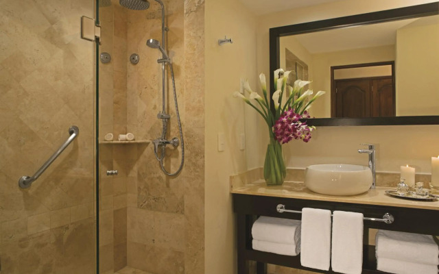 Holiday Inn Express Denver Central North by IHG