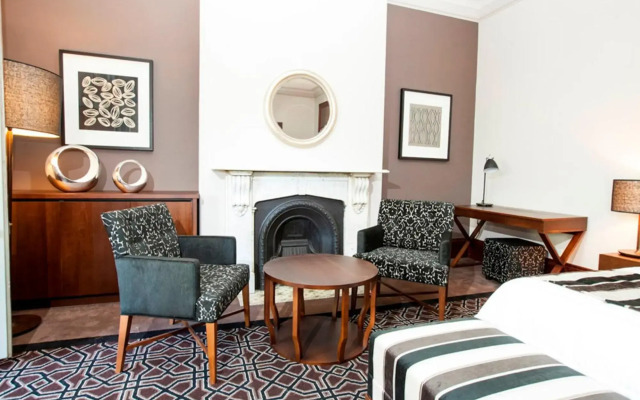 Avonmore on the Park Boutique Hotel