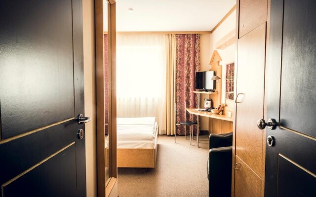 Schlosshotel Neufahrn