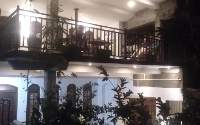 Farah Guest Inn