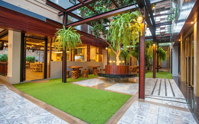 New Siam Palace Ville