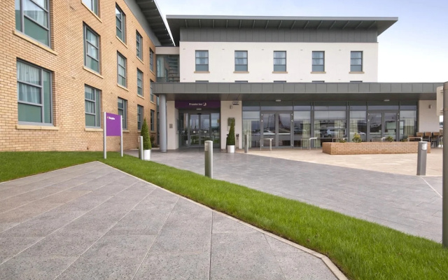 Premier Inn Edinburgh Airport - M9 Jct1