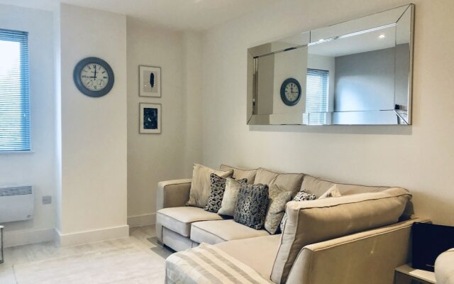 Snapos Luxury Serviced Apartments – Meridian House - Bedford