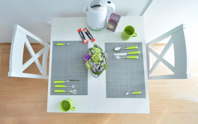 Split Center Room Helena