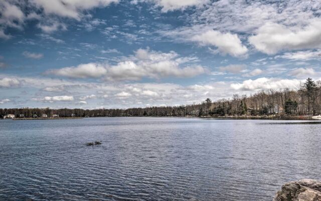 Fire Pit + Furnished Deck: Serene Tobyhanna Escape
