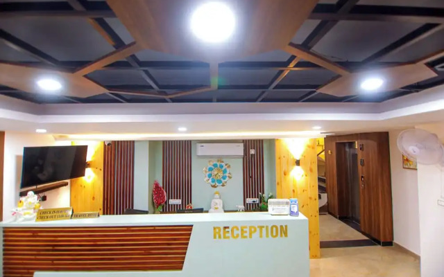 Paarth Grand