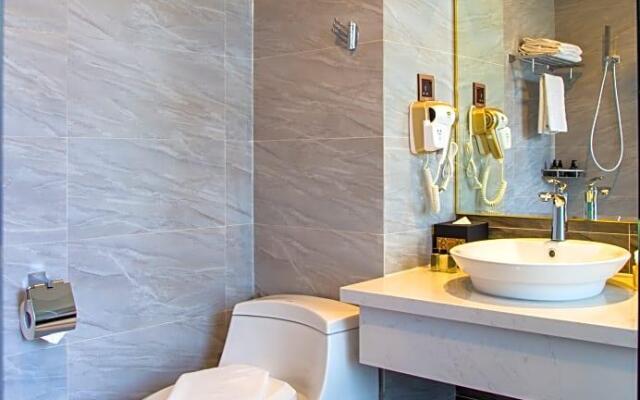 Saigon Royal Hotel