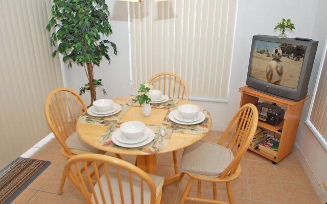 857KD Cozy Retreat 5 Br villa by RedAwning