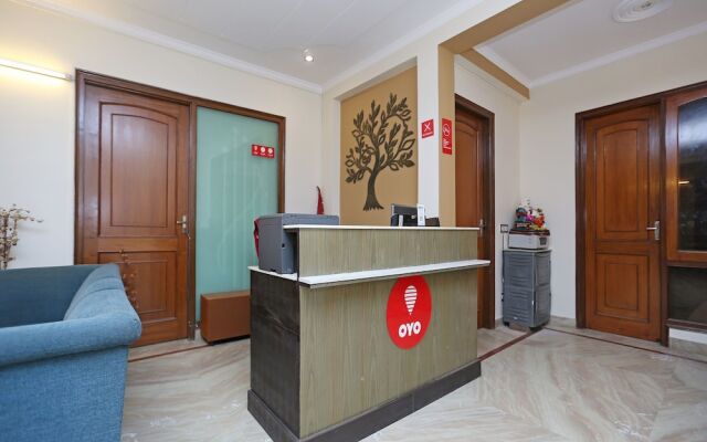 OYO 9581 Green Residency