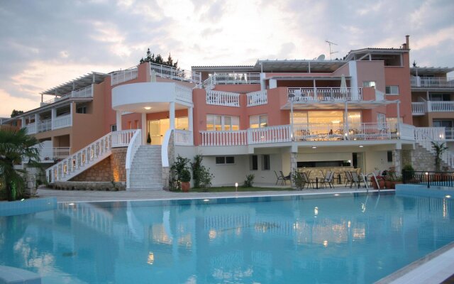 Gerakas Belvedere Hotel & Luxury Suites