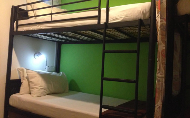 Woodpecker Lodge Kuching