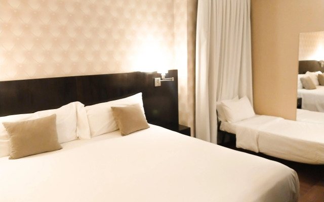 Ribera Sur Hotel