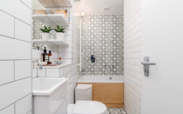 Modern 1BR Home in Trendy Dalston W/terrace
